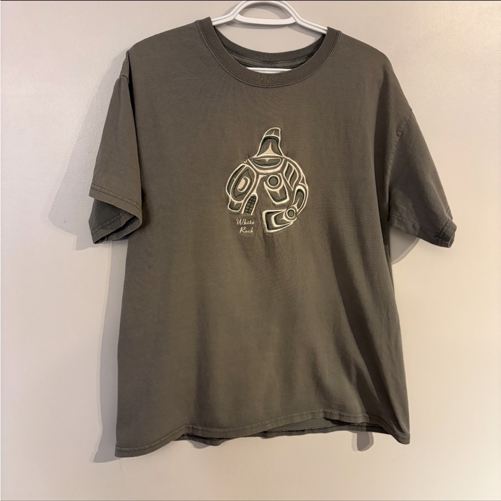 Vintage teeshirt White Rock British Columbia Salish Haida embroidered art